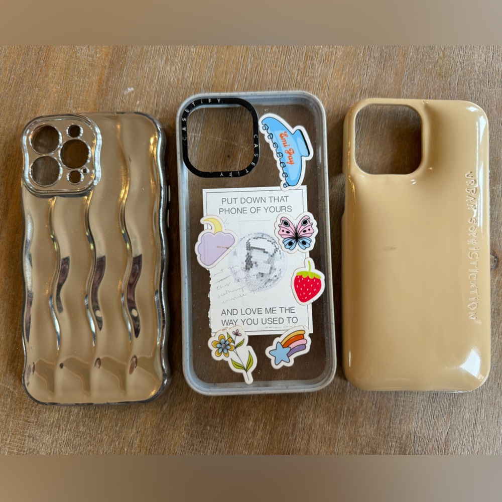 Des phone case bundle iPhone 13 Pro Max urban sophistication Castetify collab